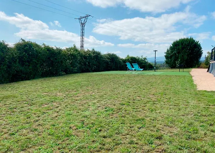 Via Street 3000 Apartment