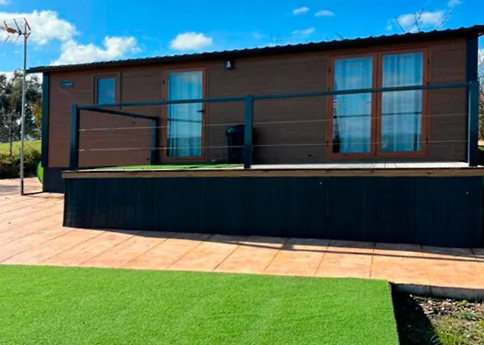 Via Street 3000 * Hinojedo