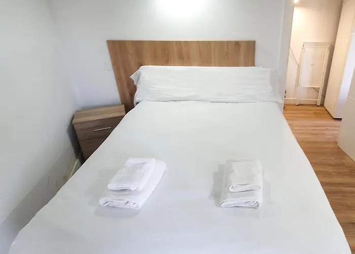 Via Street 3000 Apartment