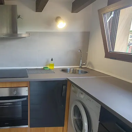 Via Street 3000 Appartement