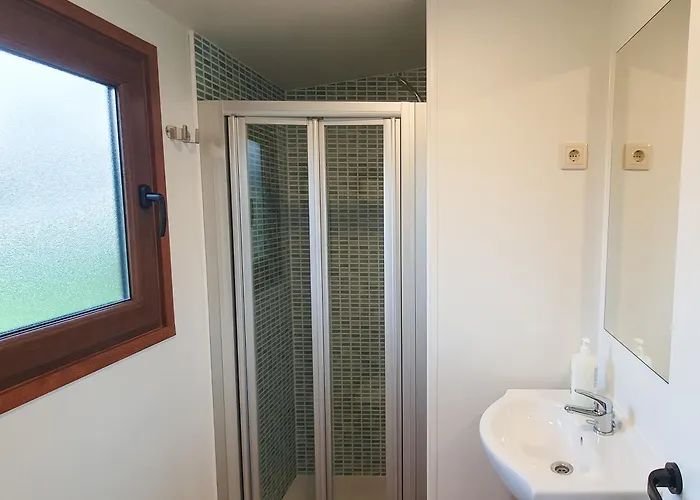 Via Street 3000 * Hinojedo