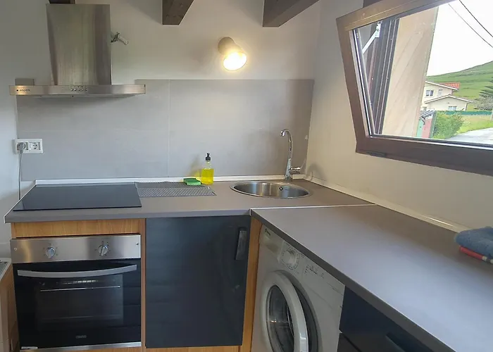 Via Street 3000 شقة